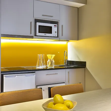Citadines Ramblas Aparthotel 3*
