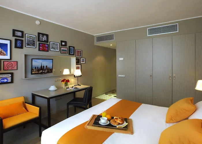 Citadines Ramblas 3* ברצלונה