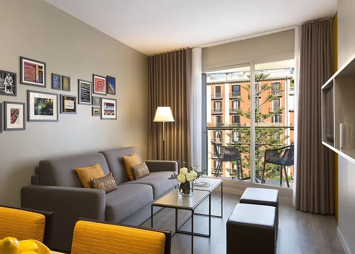 Citadines Ramblas מלון דירות