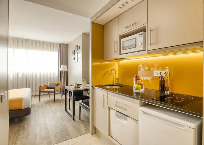 Citadines Ramblas Апарт-отель